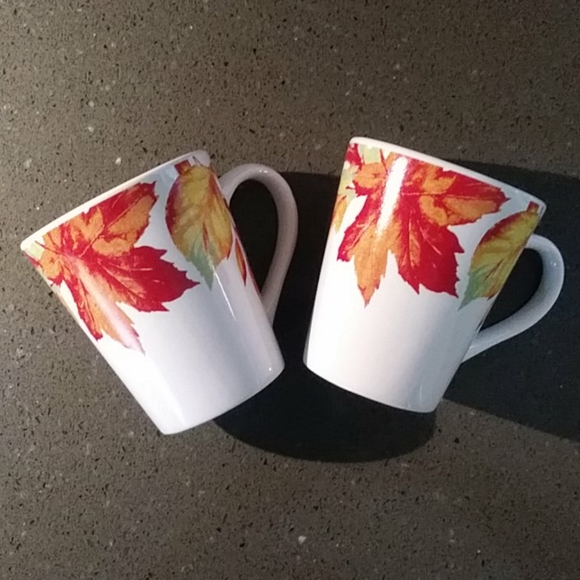 🛍  🆕️ 3/$25 Pretty Autumn Mugs - Picture 1 of 4